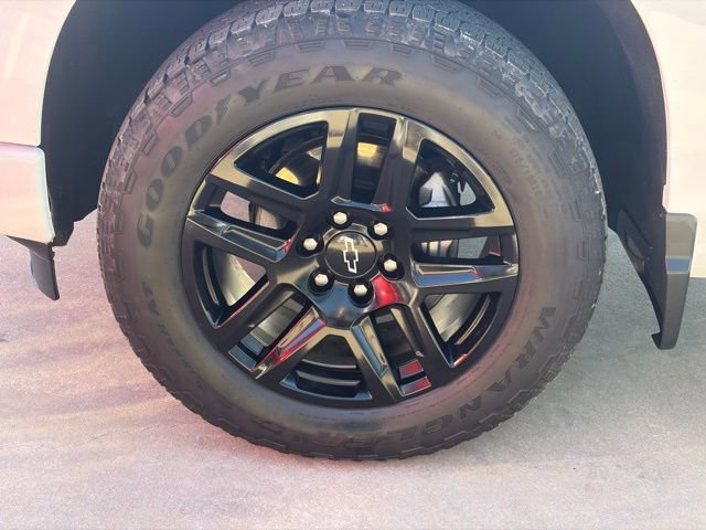 Used 2022 Chevrolet Silverado 1500 Custom image 24