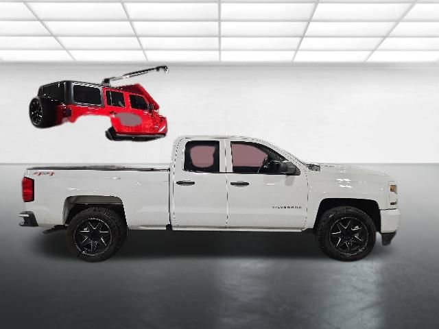 Used 2016 Chevrolet Silverado 1500 Custom w/ Custom Convenience Package AWD/4WD image 3