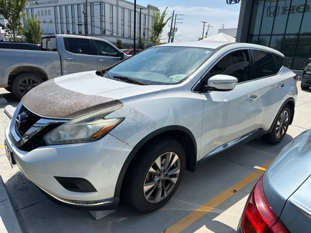 Used 2015 Nissan Murano S FWD image 2