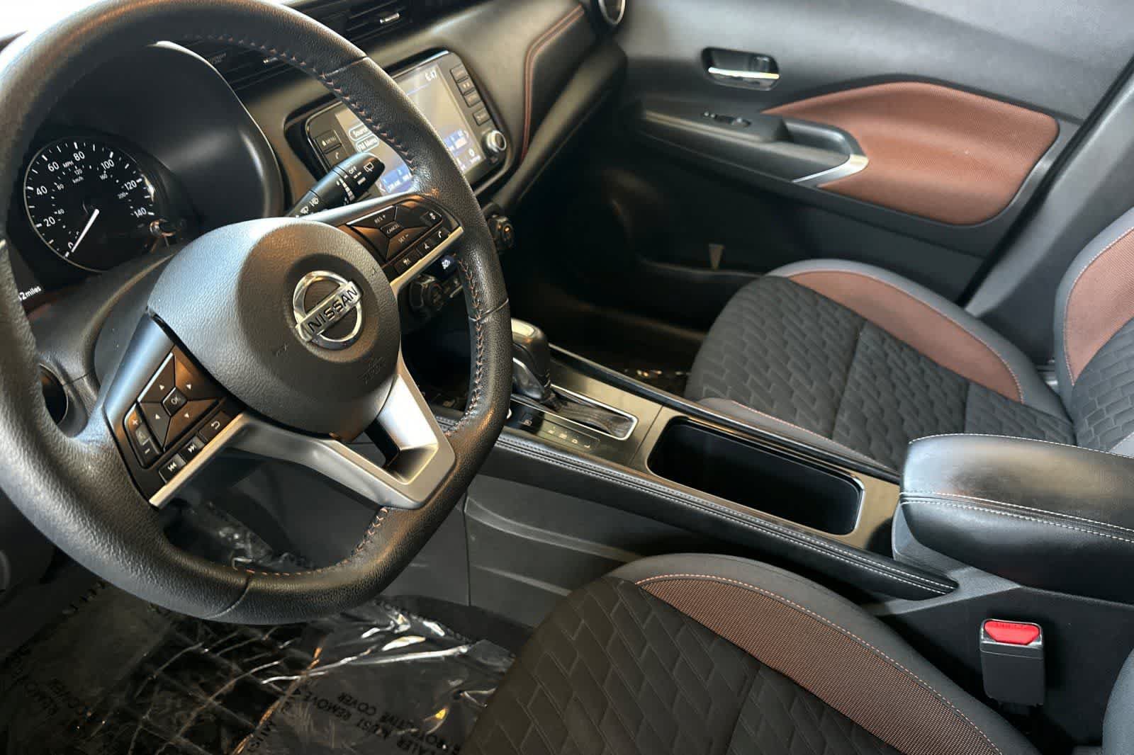 Used 2021 Nissan Kicks SR w/ Interior Electronics Package FWD image 12