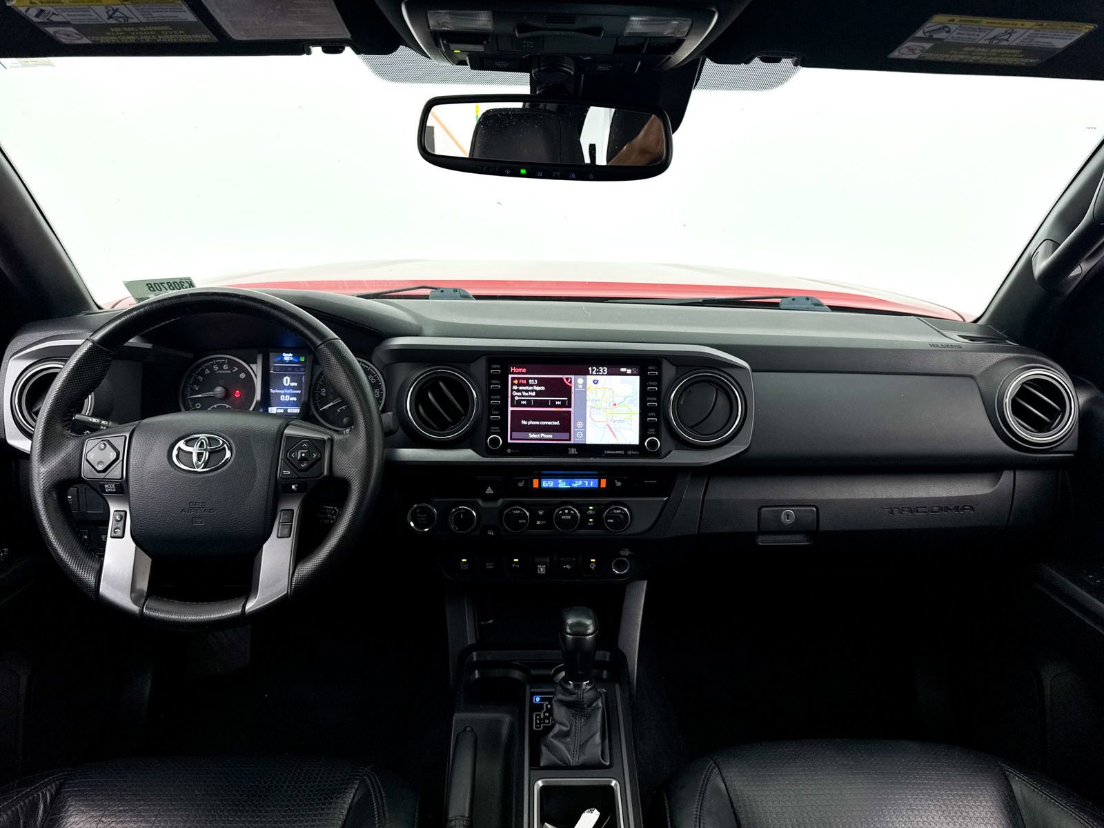 Used 2020 Toyota Tacoma TRD Off-Road w/ TRD Premium Off Road Package AWD/4WD image 21