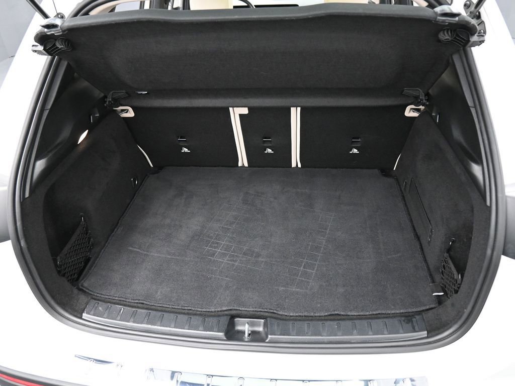 Used 2022 Mercedes-Benz GLA 250 4MATIC image 33