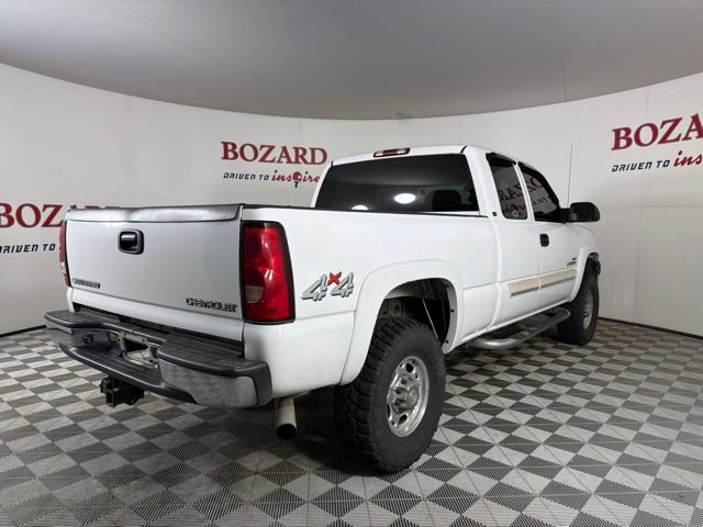 Used 2005 Chevrolet Silverado 2500 LS w/ Heavy-Duty Power Package AWD/4WD image 8