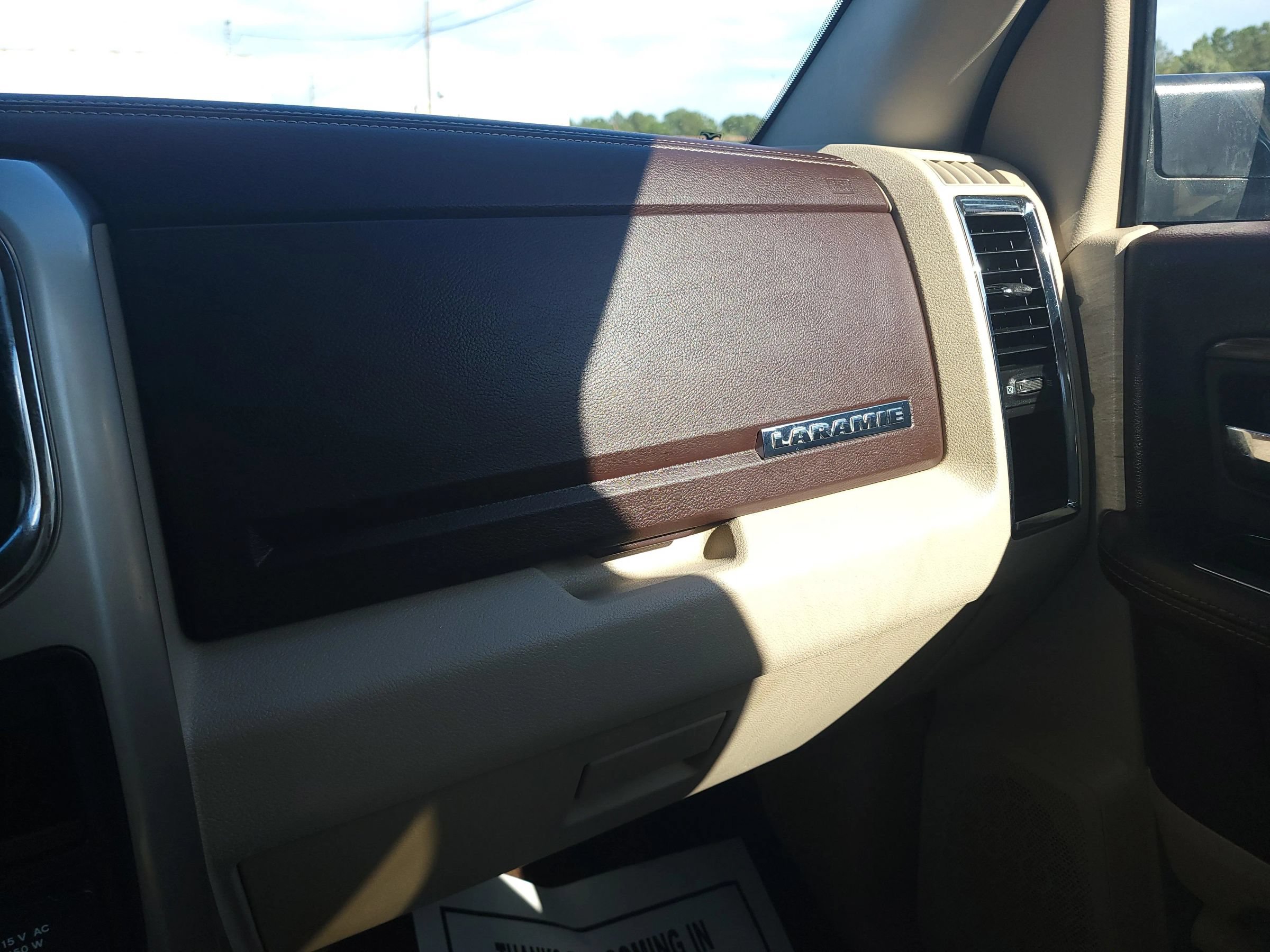 Used 2016 RAM 2500 Laramie RWD image 22