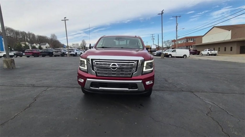 Used 2021 Nissan Titan SL w/ Moonroof Package image 4