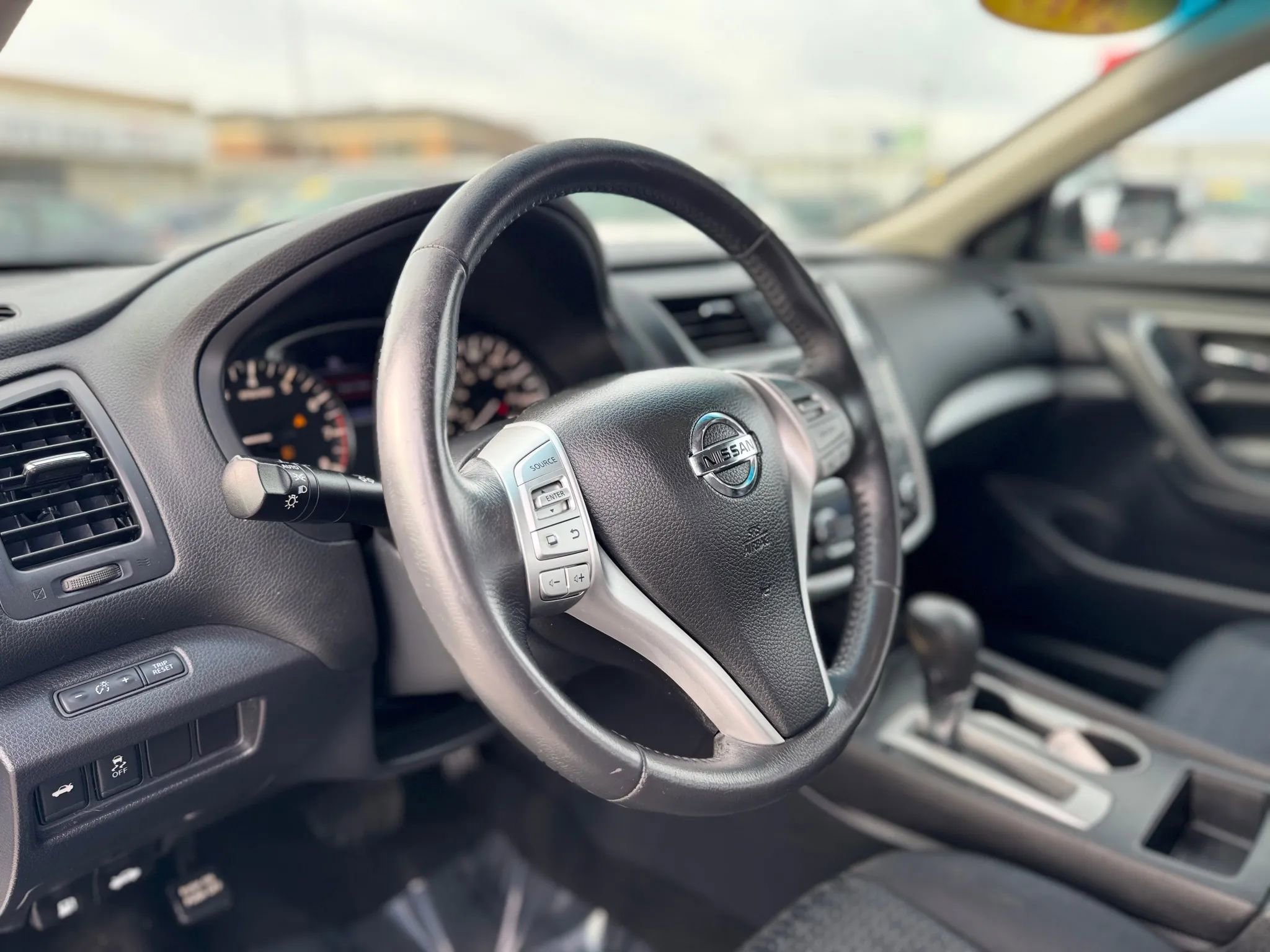 Used 2017 Nissan Altima 2.5 SV image 15