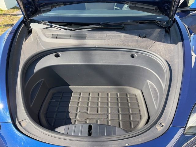 Used 2023 Tesla Model 3 Standard Range image 22