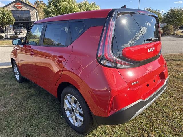 New 2025 Kia Soul S image 7