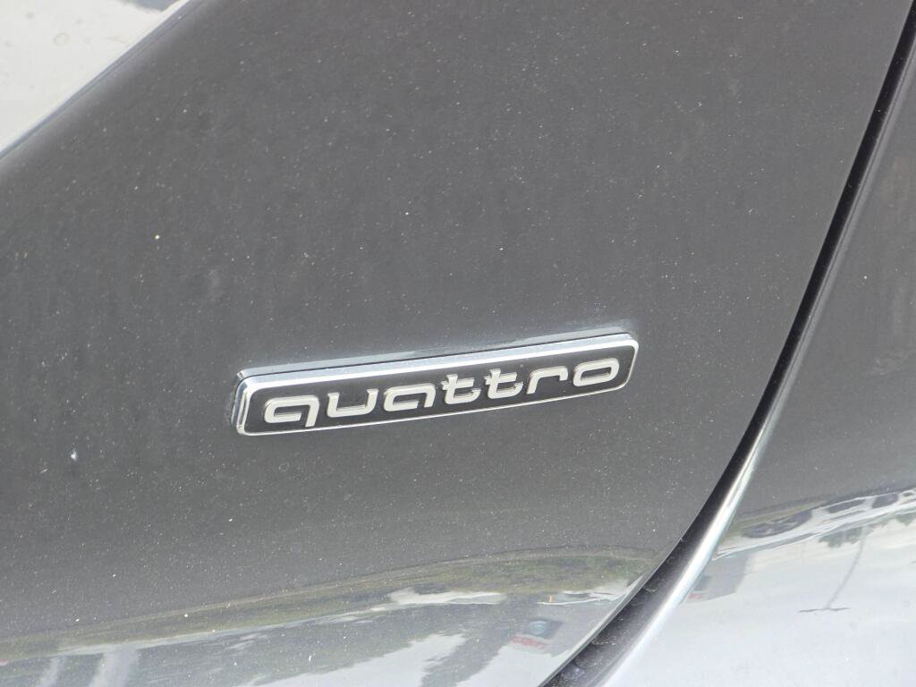 Used 2025 Audi Q6 e-tron Premium Plus w/ Premium Plus AWD/4WD image 34
