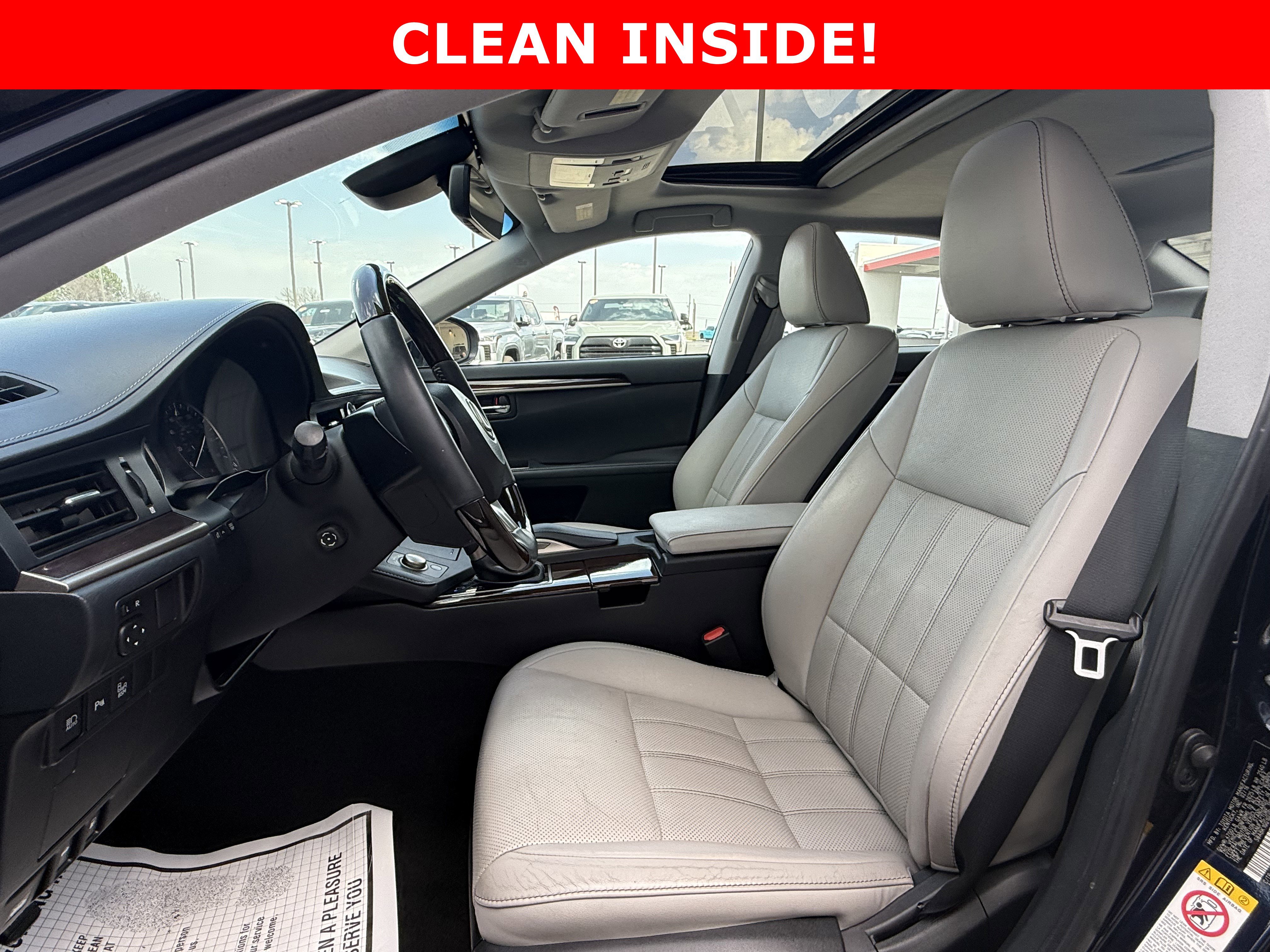 Used 2016 Lexus ES 350 w/ Luxury Package w/Wood Trim image 5