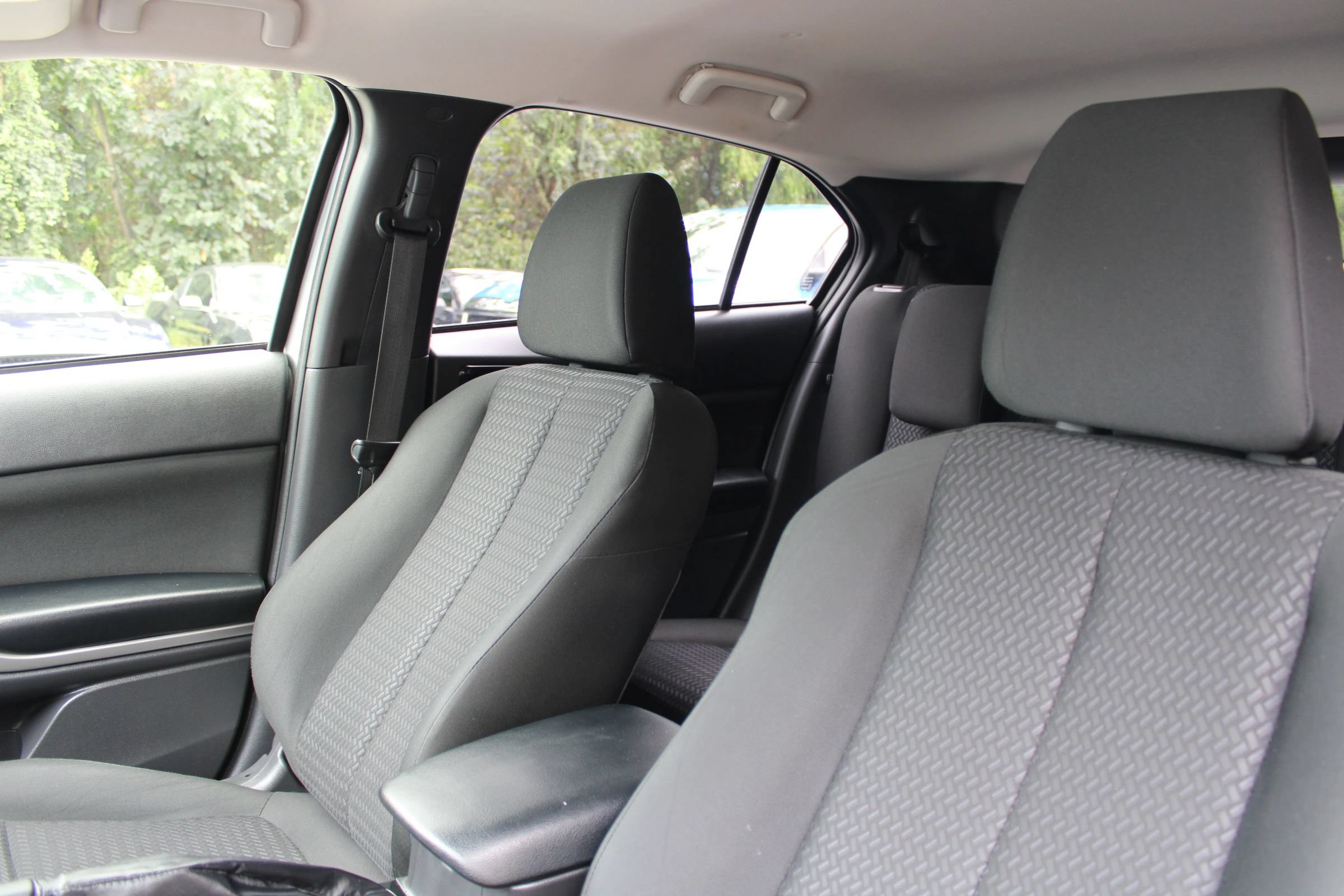 Used 2019 Mitsubishi Eclipse Cross ES AWD/4WD image 19