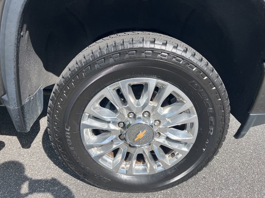 Used 2022 Chevrolet Silverado 2500 High Country w/ Safety Package II AWD/4WD image 37