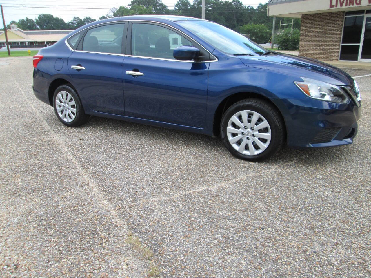 Used 2019 Nissan Sentra S FWD image 16