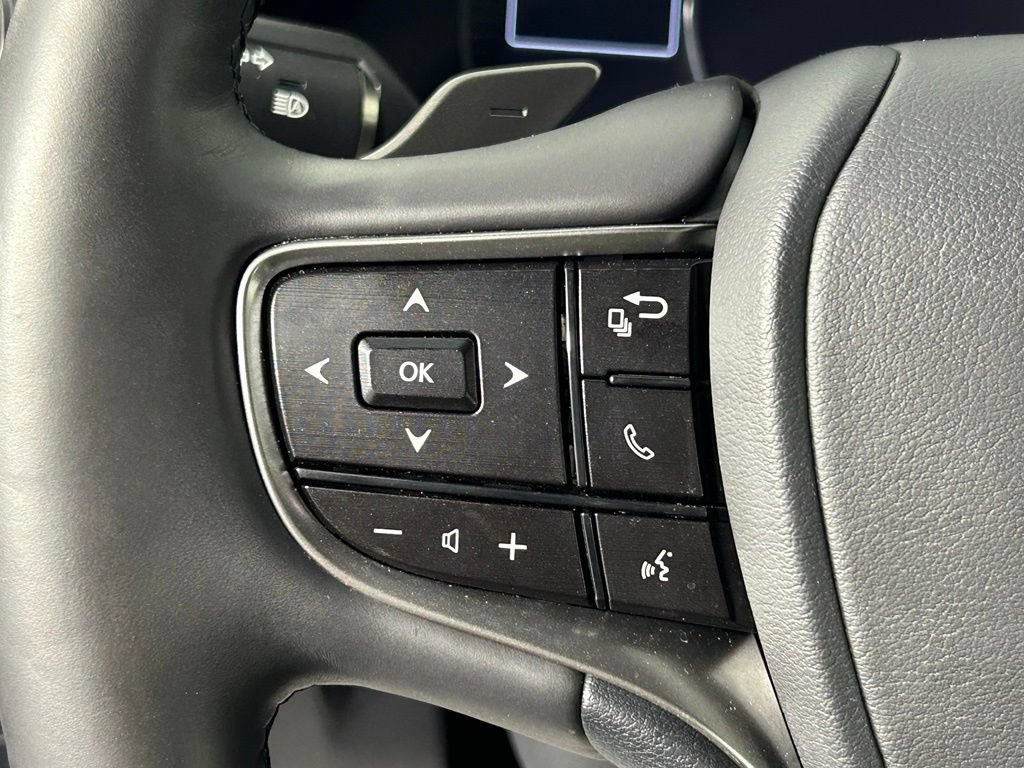 Used 2022 Lexus ES 300h w/ Luxury Package FWD image 28