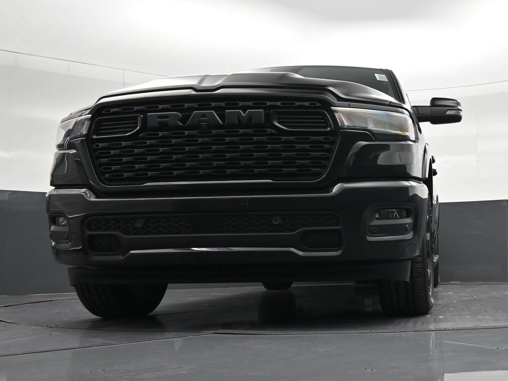 Used 2025 RAM 1500 Big Horn RWD image 30