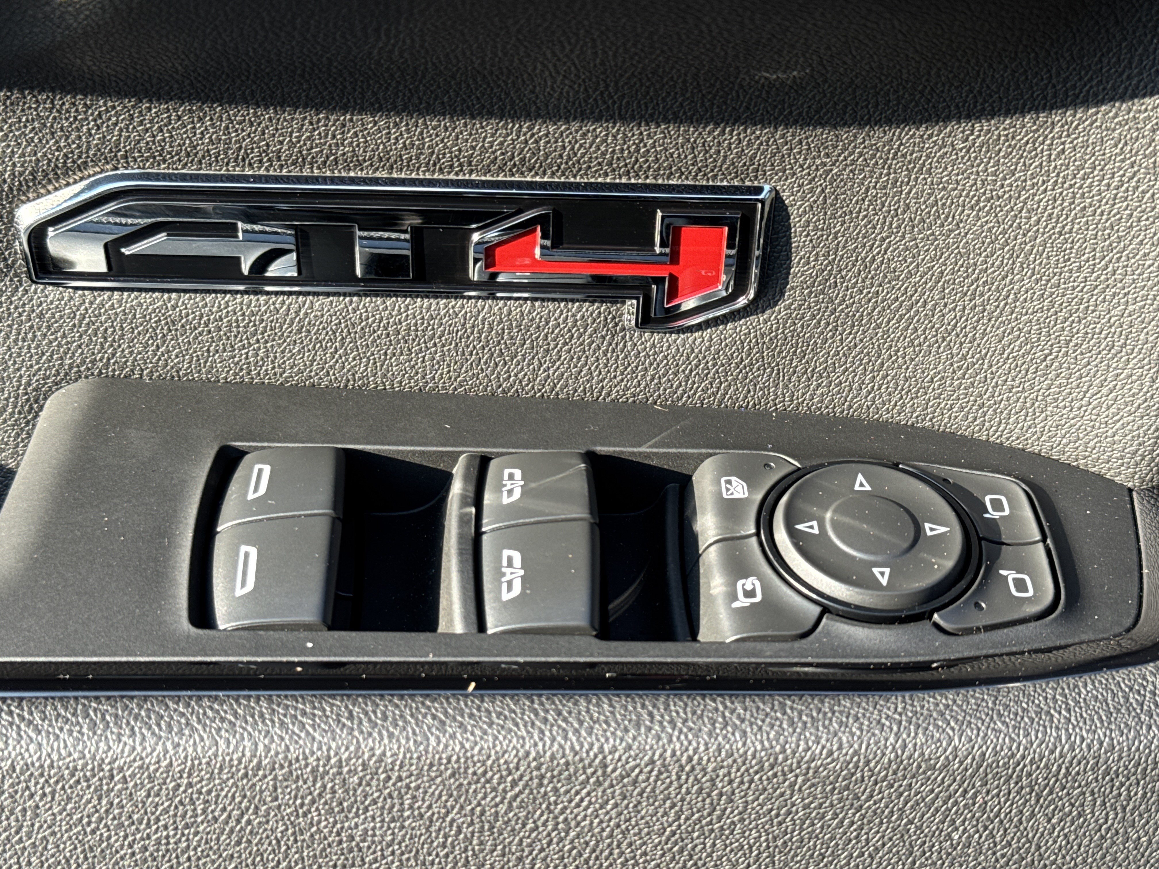 New 2026 GMC Sierra 1500 AT4 w/ AT4 Premium Package AWD/4WD image 15