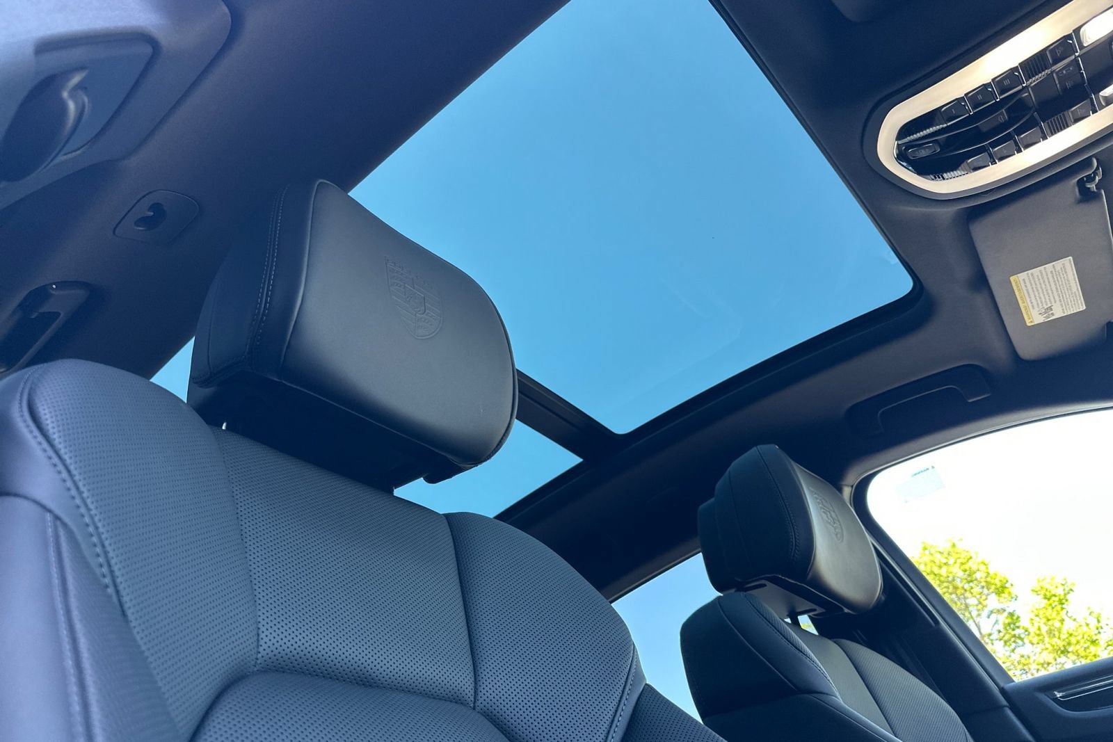New 2026 Porsche Macan AWD/4WD image 19