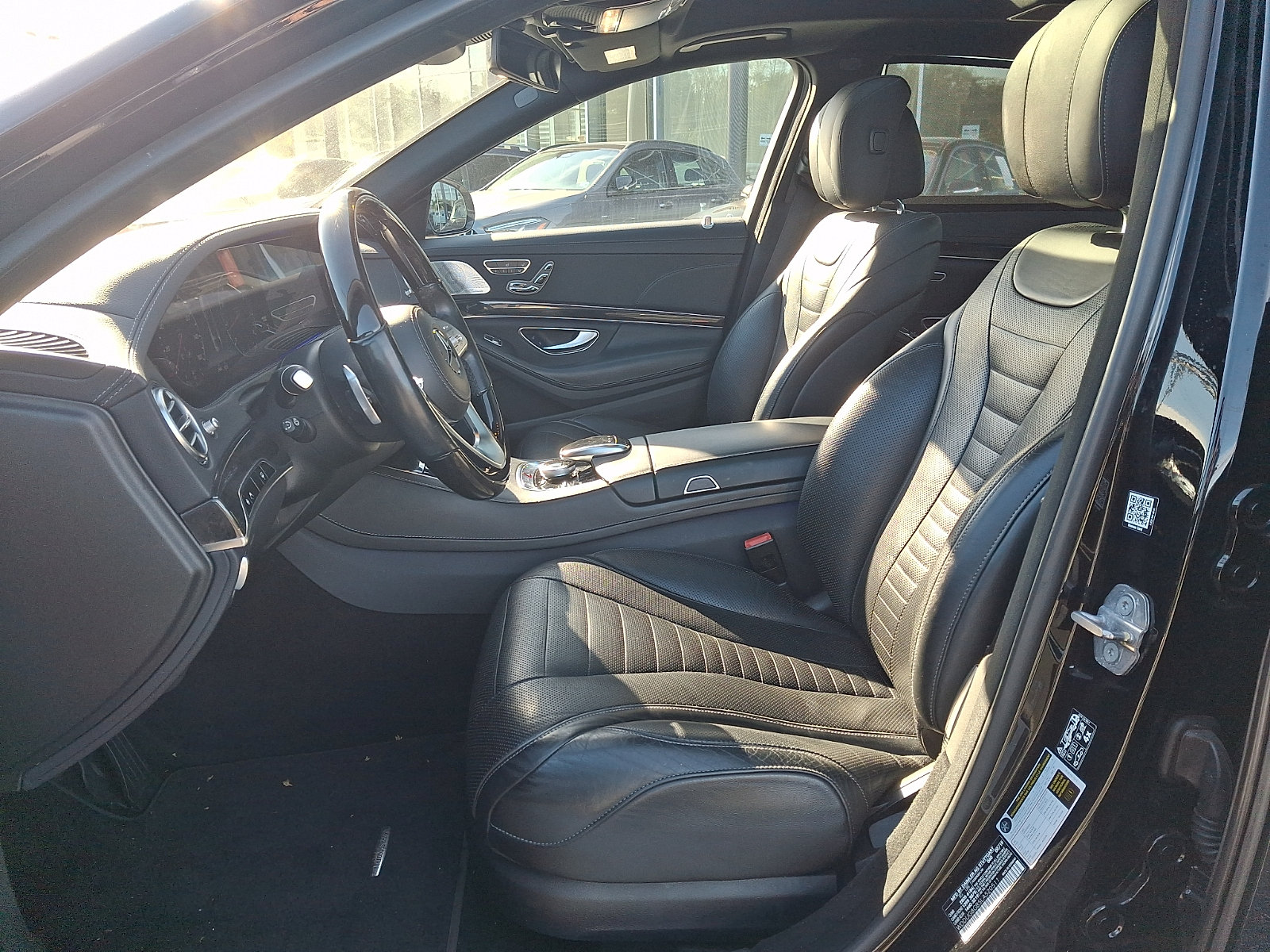 Used 2020 Mercedes-Benz S 560 4MATIC Sedan image 13
