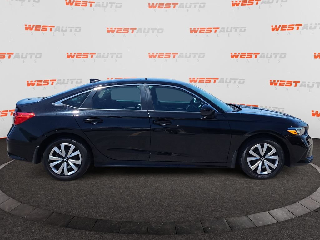 Used 2023 Honda Civic LX image 6