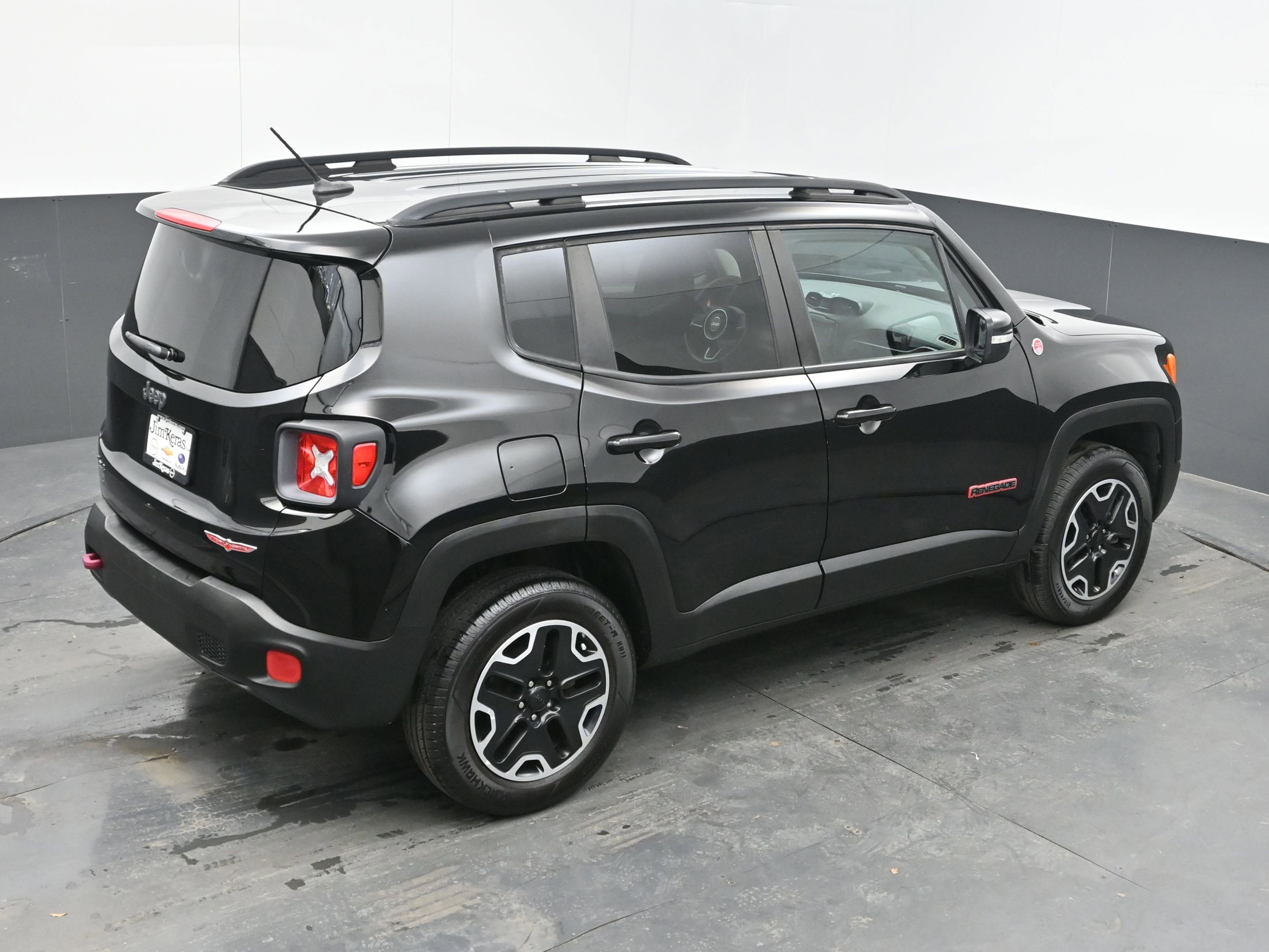 Used 2017 Jeep Renegade Trailhawk image 35