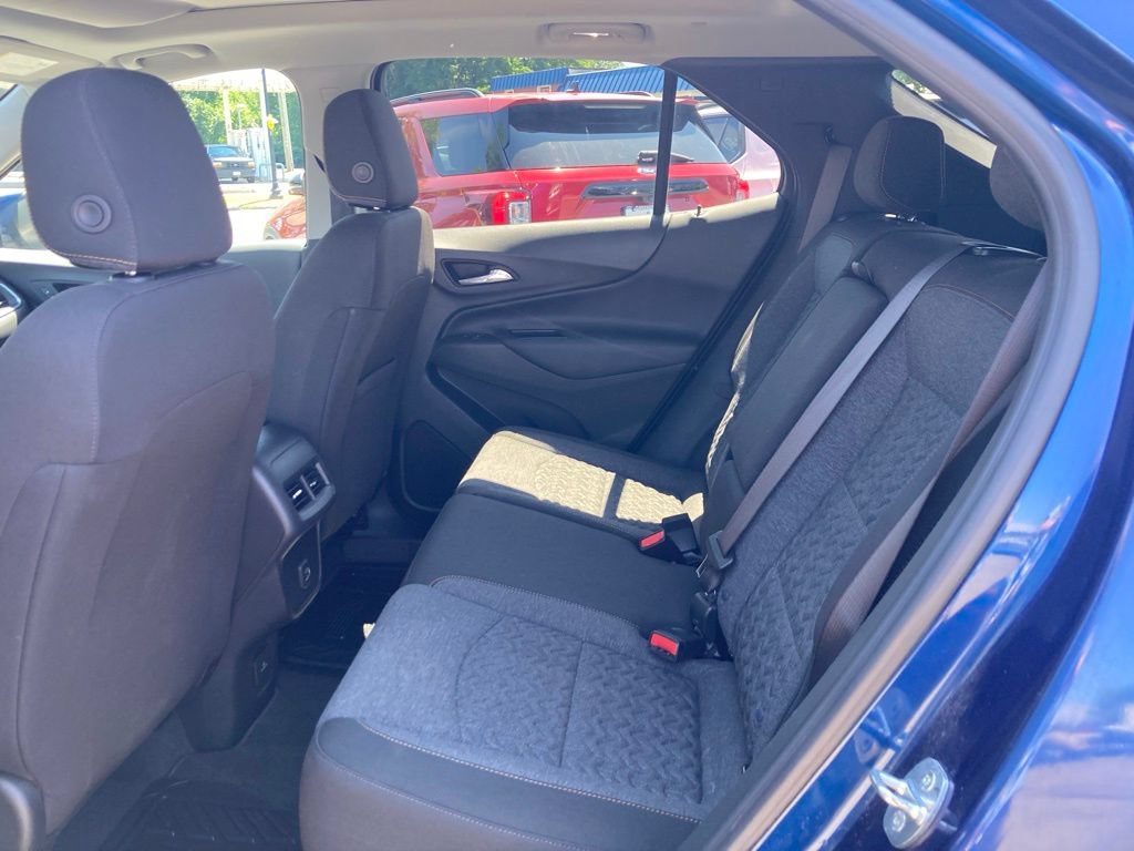 Used 2022 Chevrolet Equinox LT AWD/4WD image 17
