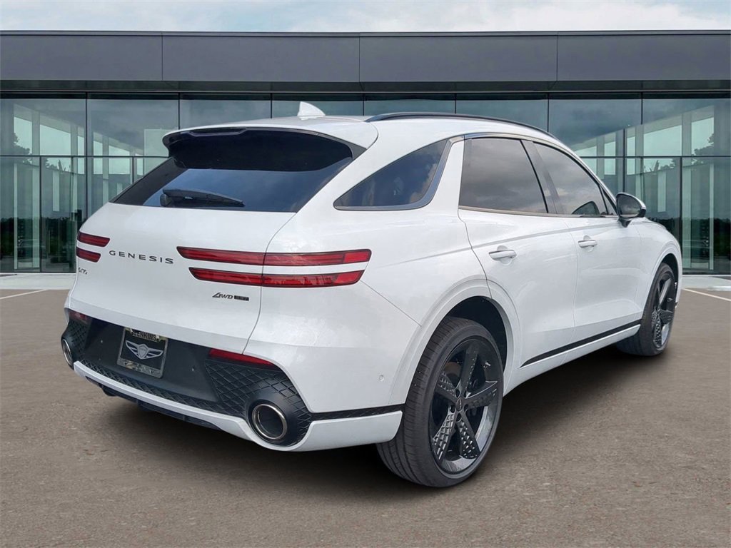 Used 2025 Genesis GV70 3.5T Sport w/ Sport Advanced Package image 3