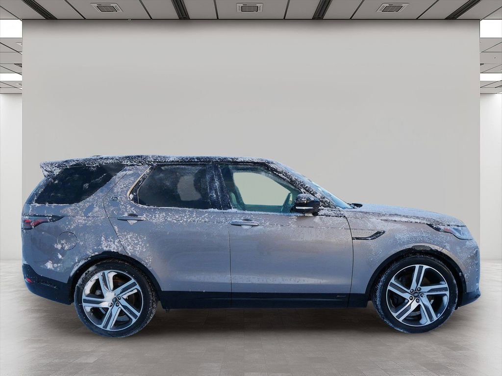 Used 2021 Land Rover Discovery HSE R-Dynamic image 6