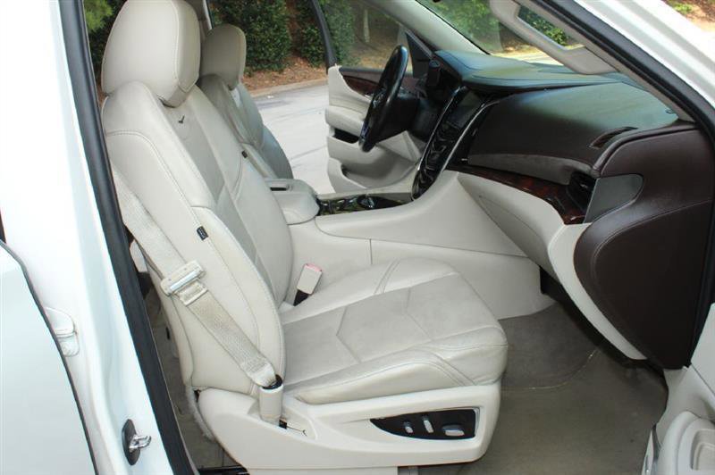Used 2015 Cadillac Escalade ESV Luxury RWD image 9