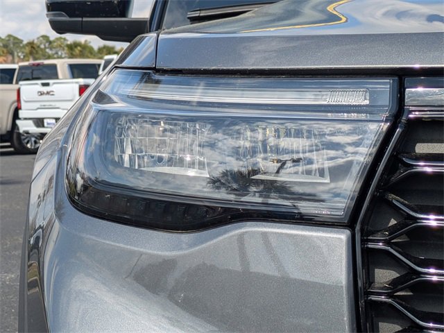 Used 2025 Ford Explorer ST-Line w/ ST-Line Street Pack image 10