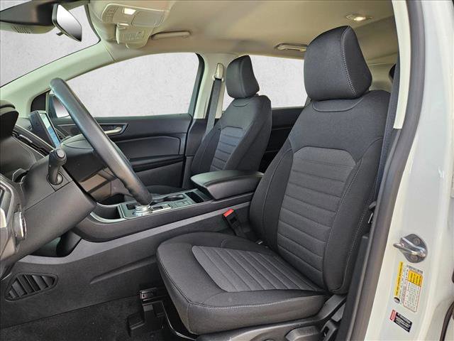 Used 2024 Ford Edge SE image 16