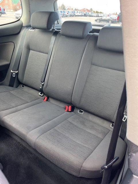 Used 2008 Volkswagen Rabbit S image 29