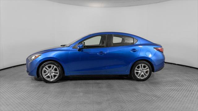 Used 2016 Scion iA FWD image 3