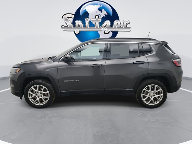 Used 2024 Jeep Compass Latitude image 8