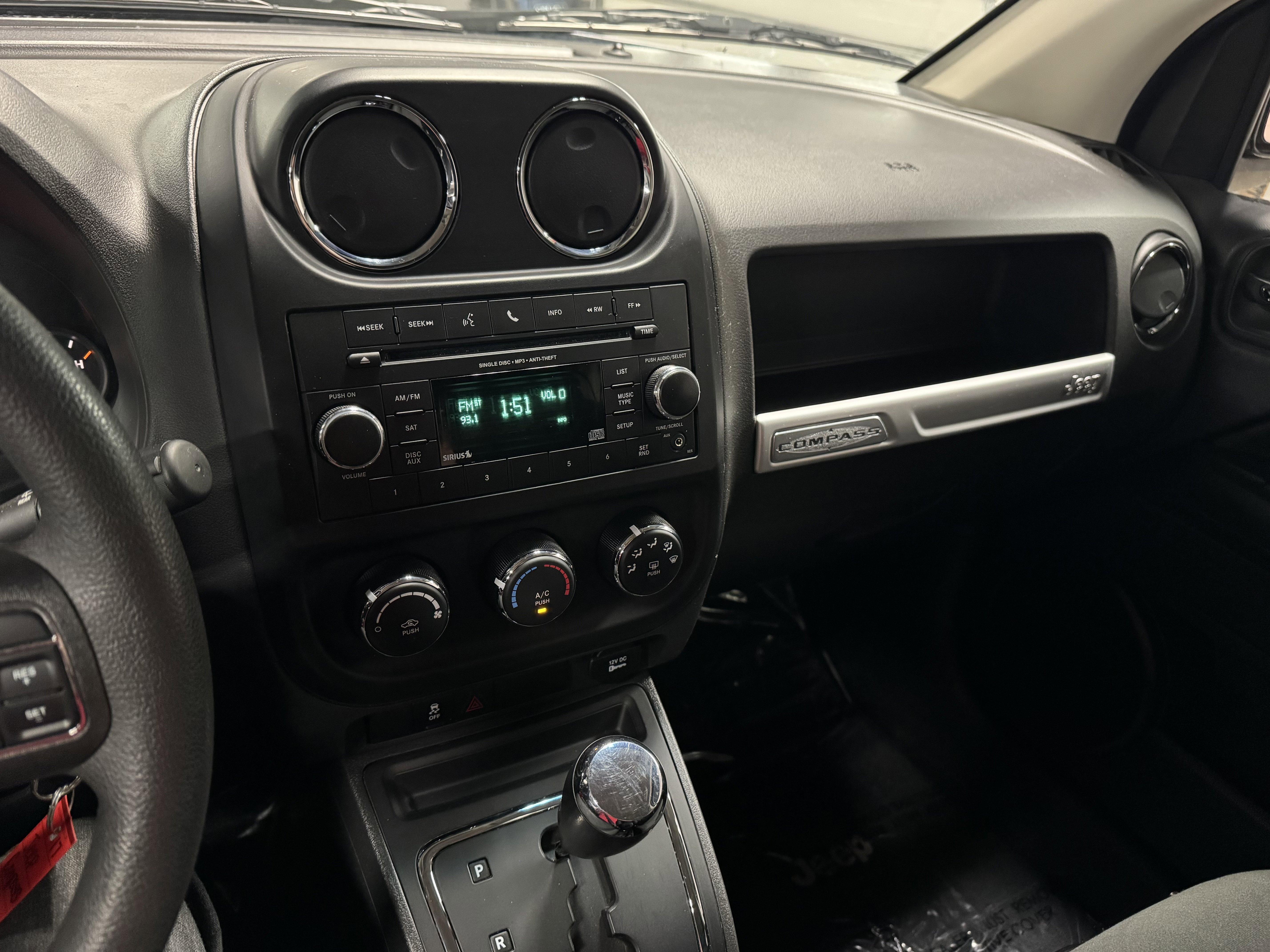 Used 2017 Jeep Compass Sport w/ Power Value Group image 16