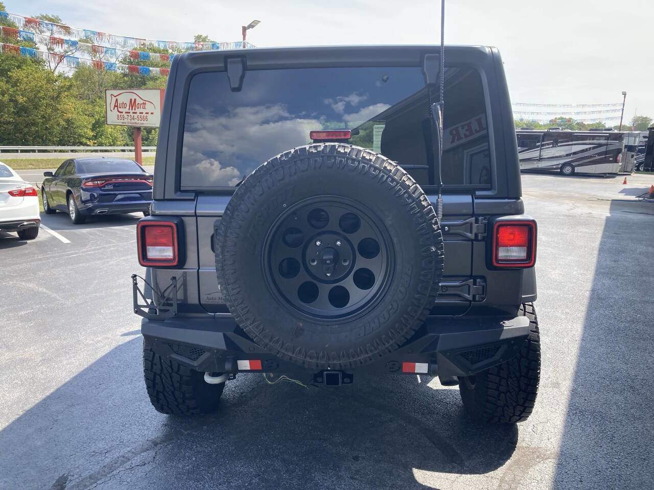 Used 2018 Jeep Wrangler Unlimited Sport S image 7
