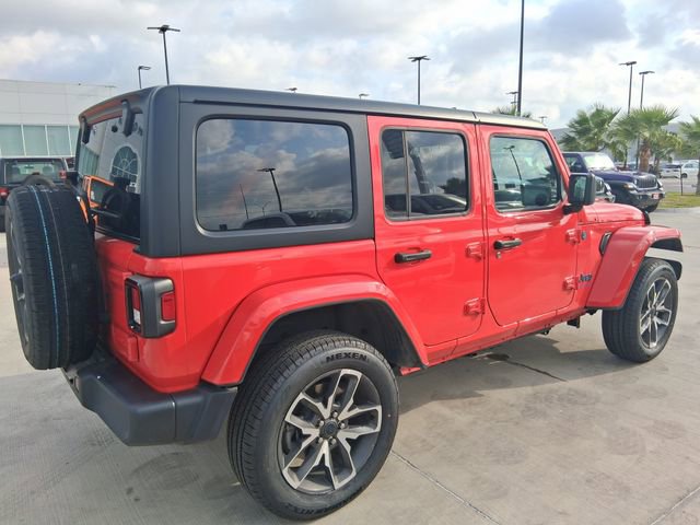 Used 2024 Jeep Wrangler Unlimited image 7