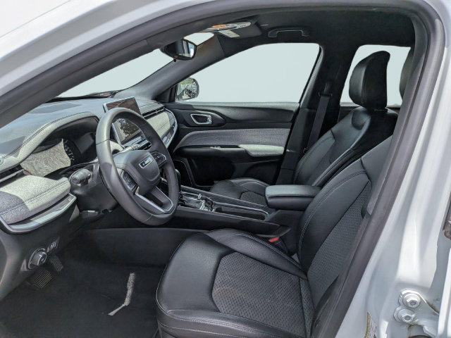 Used 2024 Jeep Compass Latitude AWD/4WD image 19