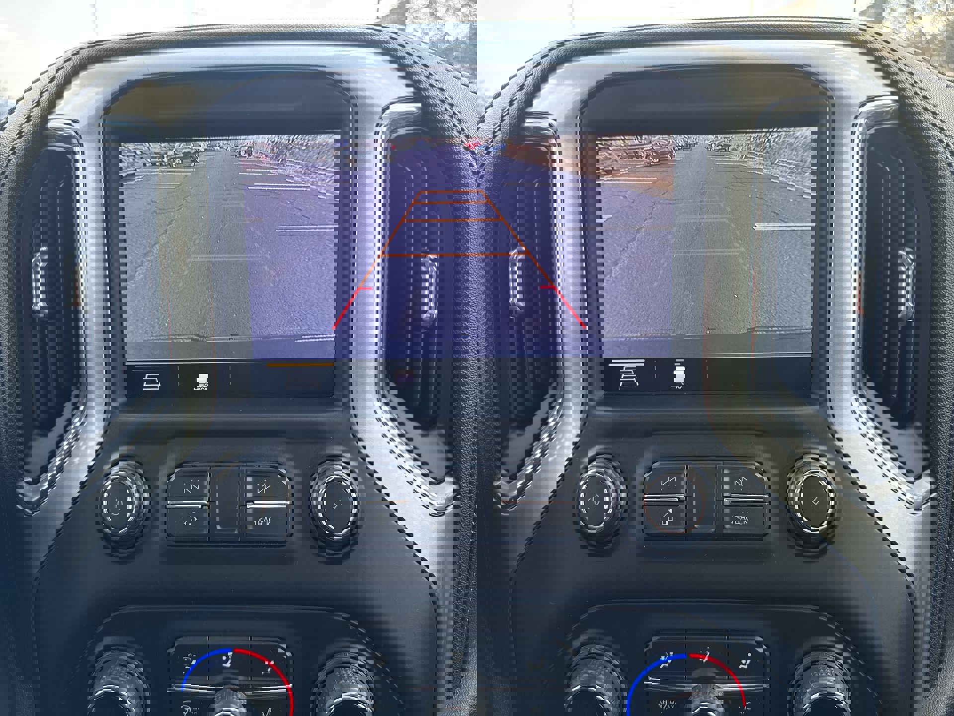 Used 2019 Chevrolet Silverado 1500 RST image 17