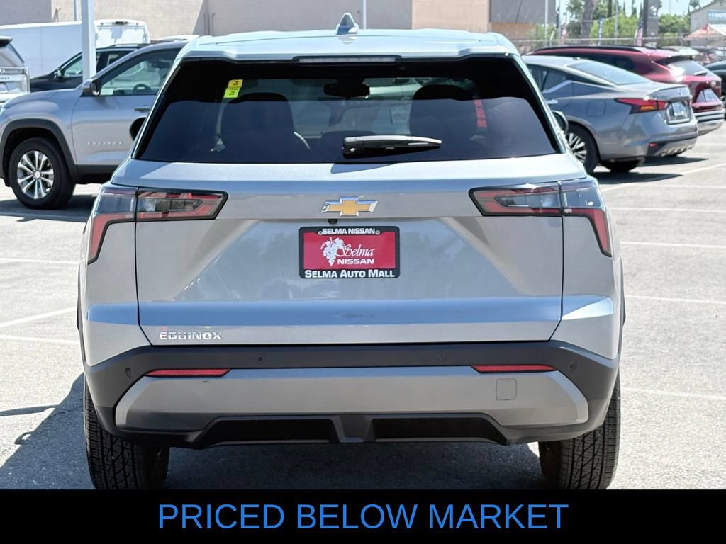 Used 2025 Chevrolet Equinox LT FWD image 6