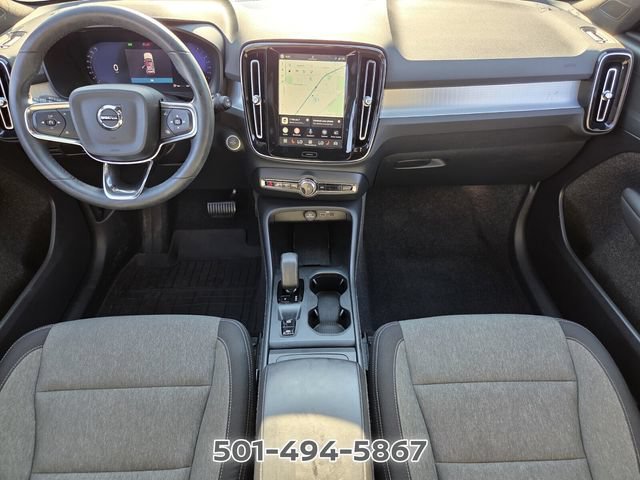 Used 2024 Volvo XC40 B5 Core AWD/4WD image 12
