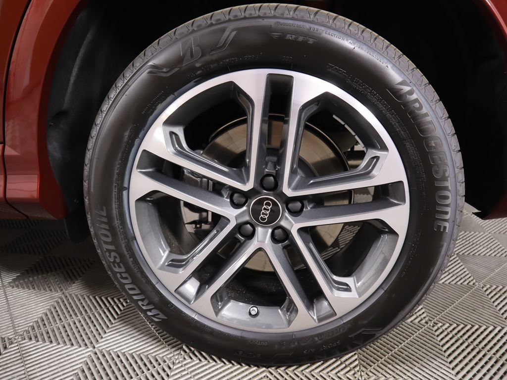 Used 2025 Audi Q5 Premium Plus w/ Premium Plus AWD/4WD image 34