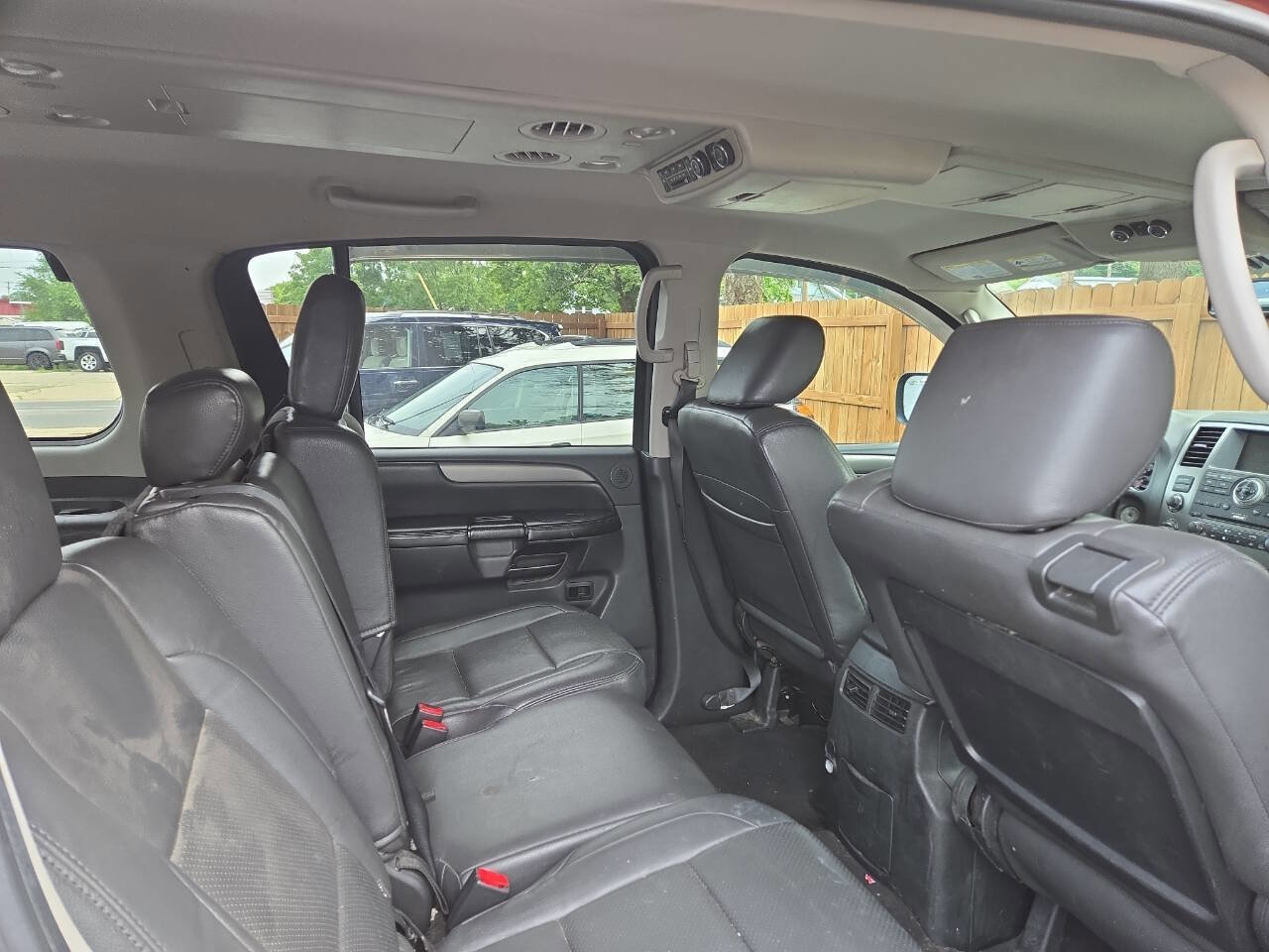 Used 2012 Nissan Armada SV image 8
