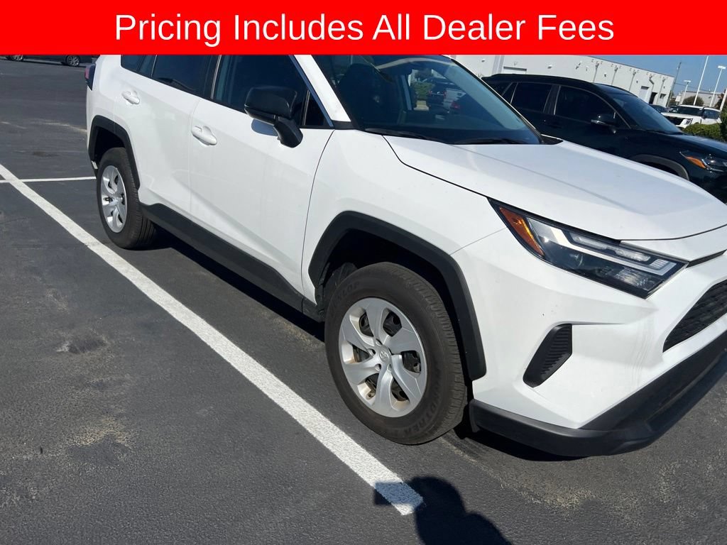 Used 2025 Toyota RAV4 LE AWD/4WD image 12