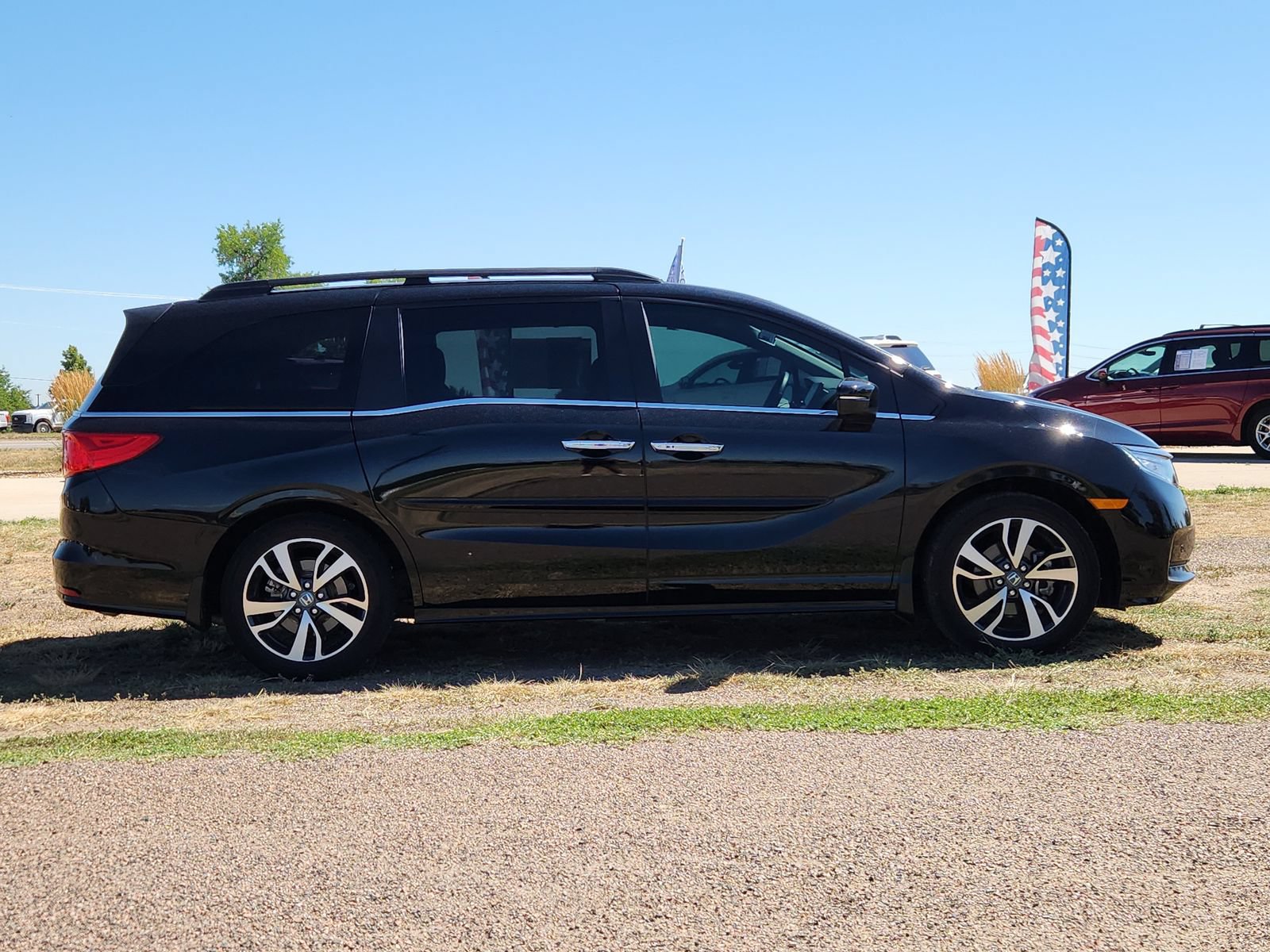 Certified 2024 Honda Odyssey Touring image 6