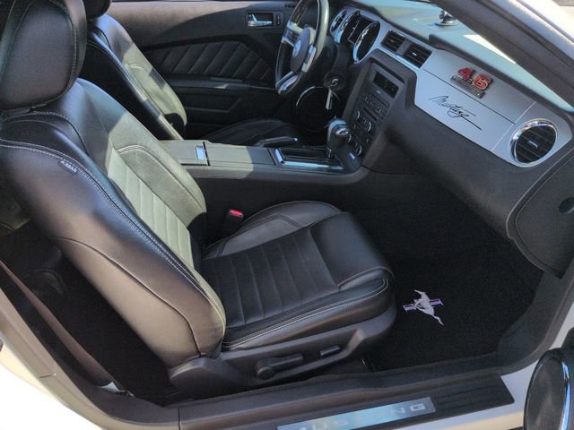 Used 2010 Ford Mustang GT RWD image 29
