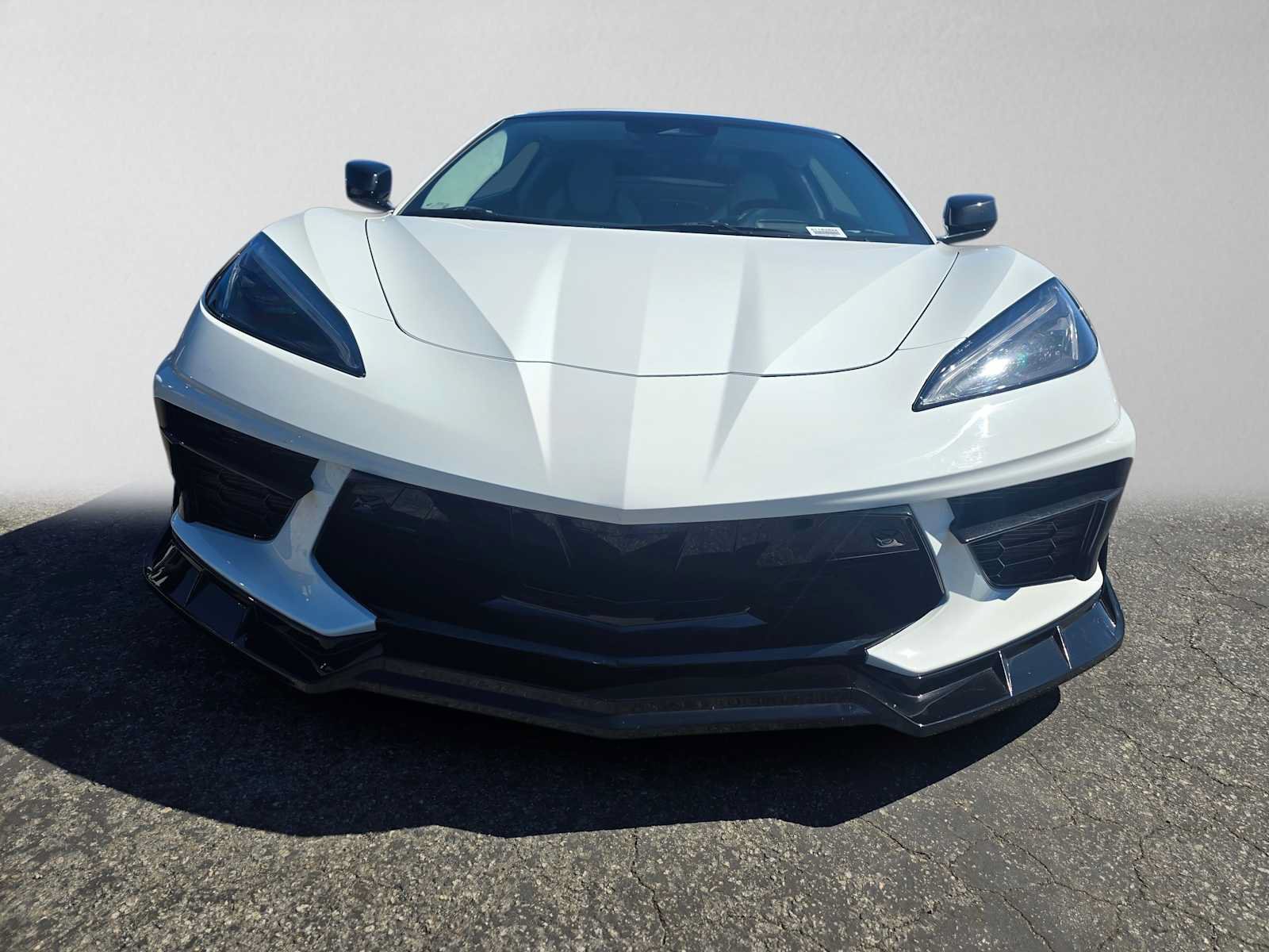 Used 2024 Chevrolet Corvette Stingray Premium Conv w/ Z51 Performance Package RWD image 8