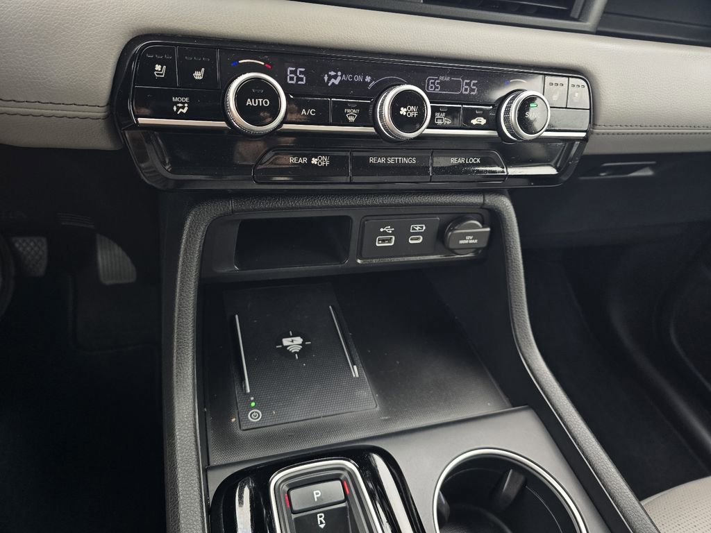 Used 2023 Honda Pilot Elite image 21