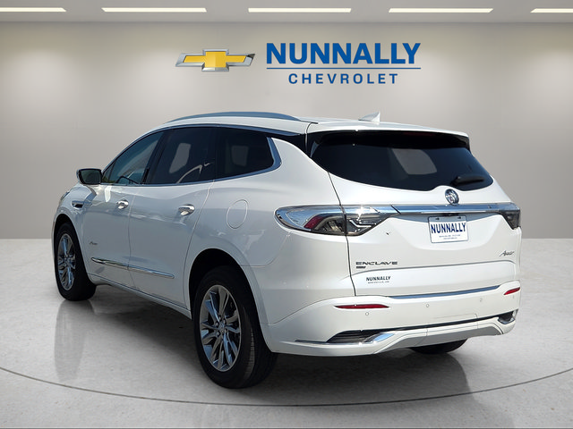Used 2024 Buick Enclave Avenir w/ Avenir Technology Package AWD/4WD image 3