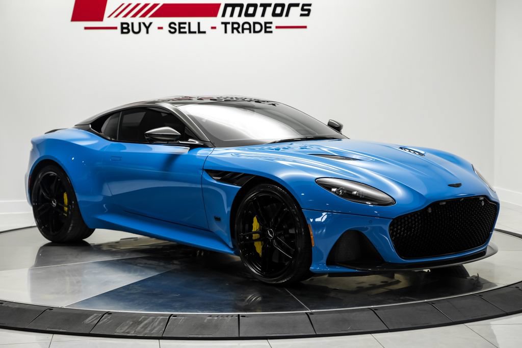 Used 2022 Aston Martin DBS Superleggera RWD image 3