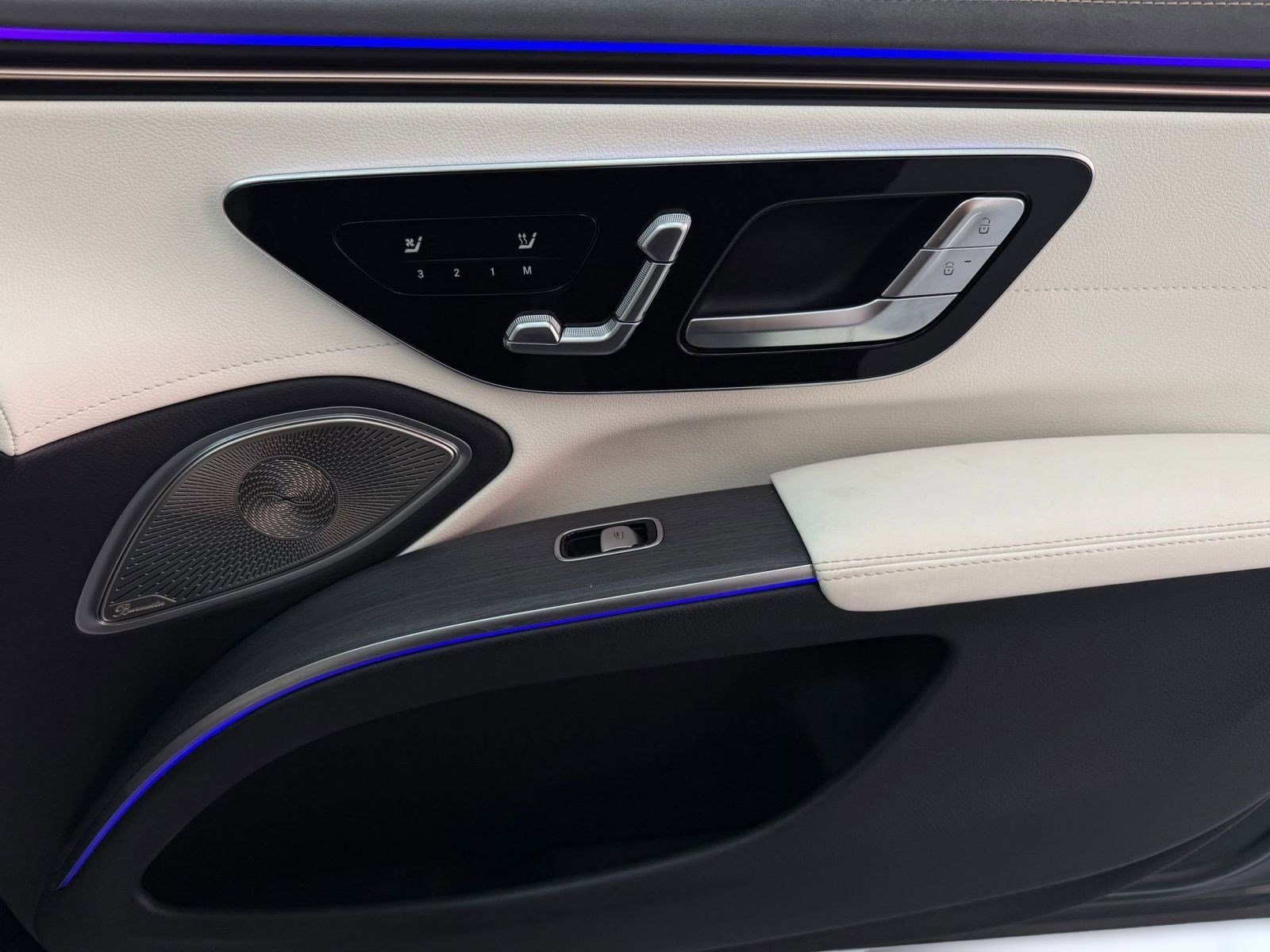 Certified 2024 Mercedes-Benz EQS AMG 4MATIC image 23